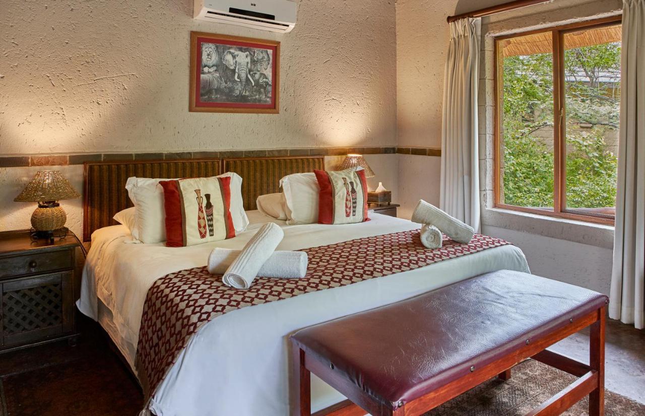 Grand Kruger Lodge And Spa Marloth Park Esterno foto