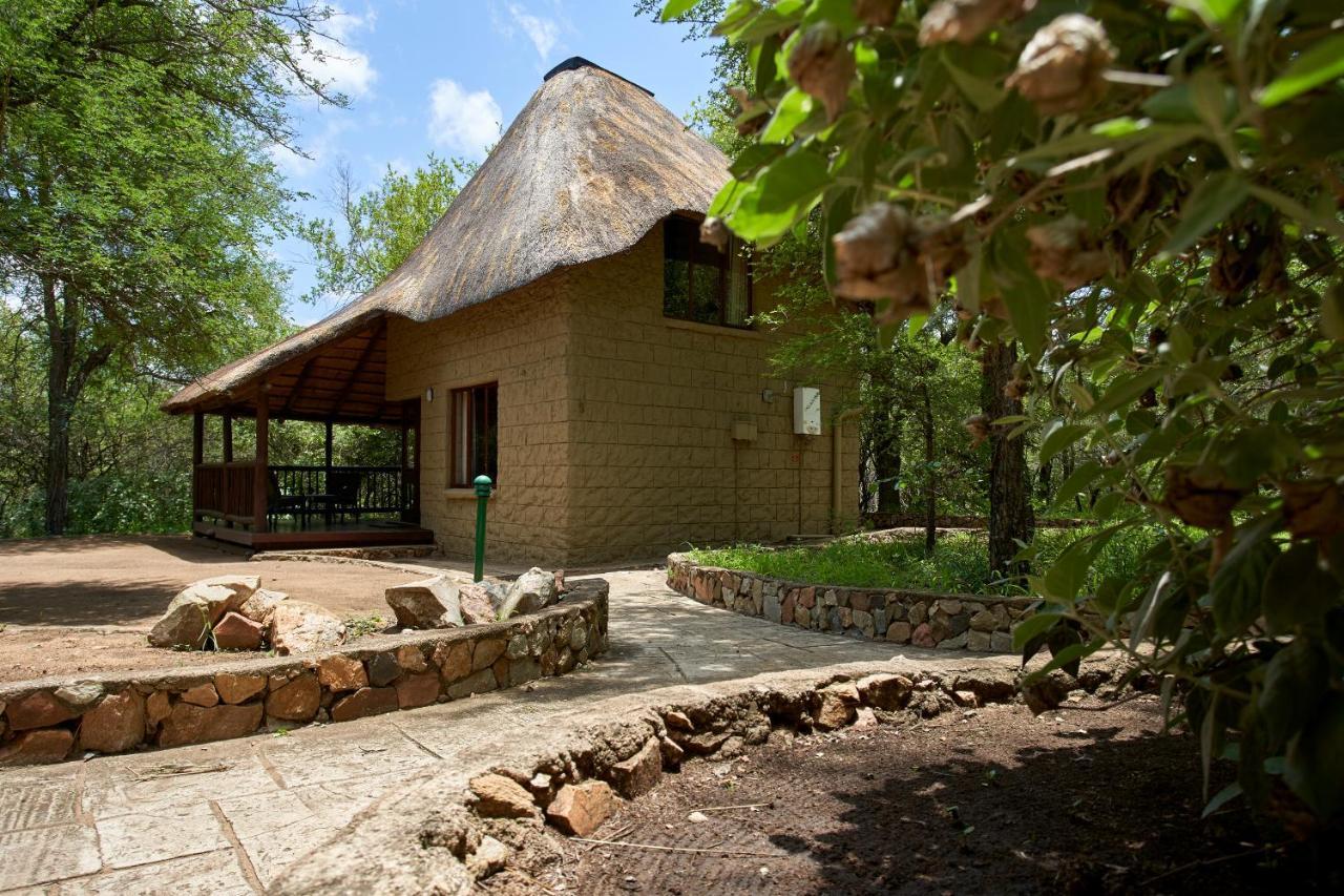 Grand Kruger Lodge And Spa Marloth Park Esterno foto